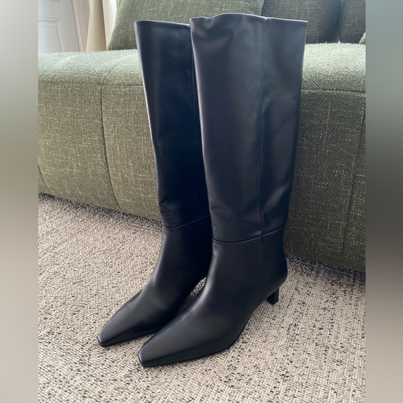 Massimo Dutti Shoes - NWT Massimo Dutti Black Leather Knee-High Women's Boots